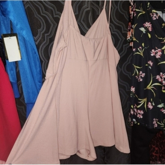 Boohoo 18 light pink romper - Picture 4 of 4